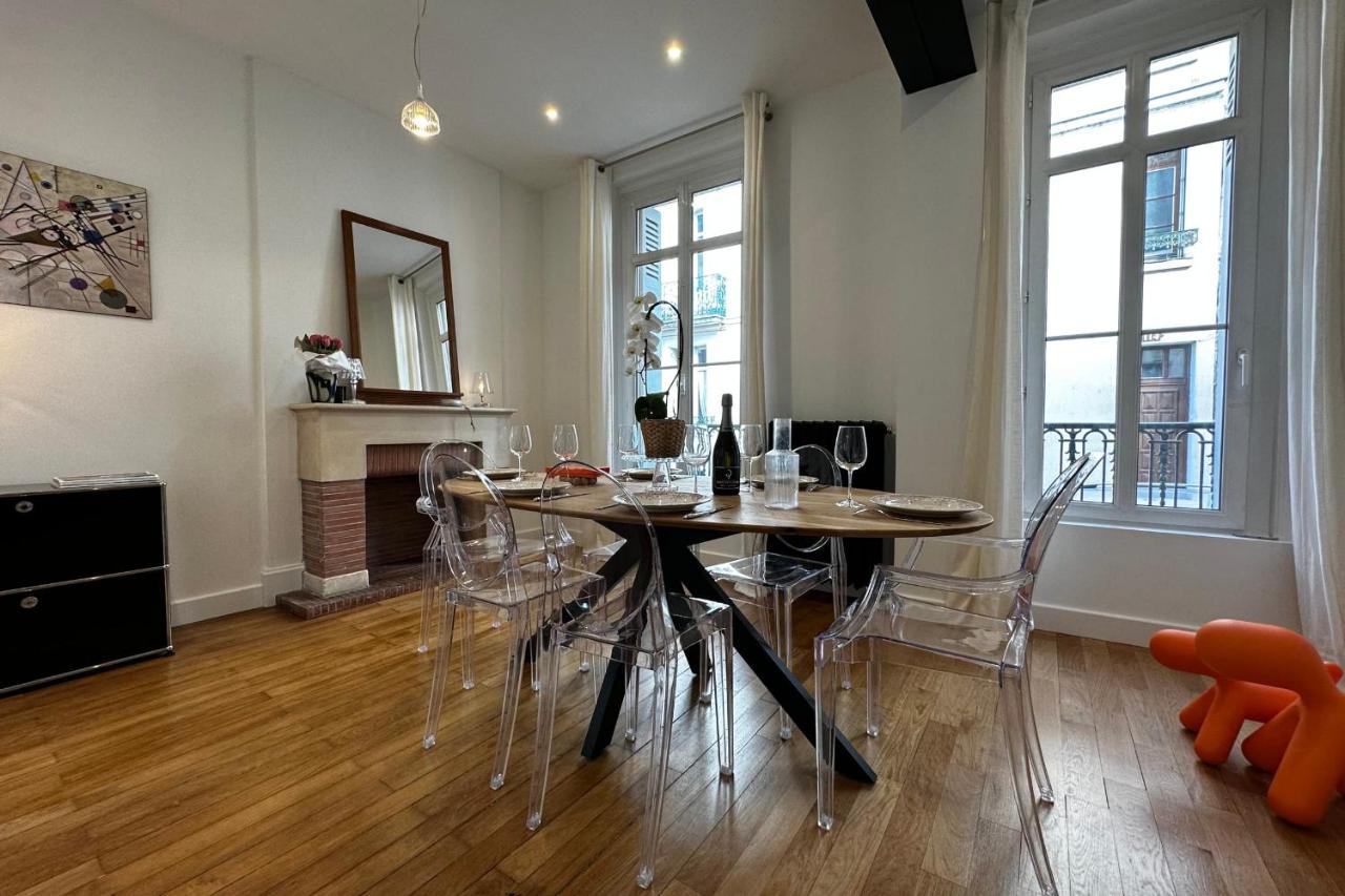 Vila In The Beautiful Districts Of Tours A "Particular" With Great Comfort Exteriér fotografie