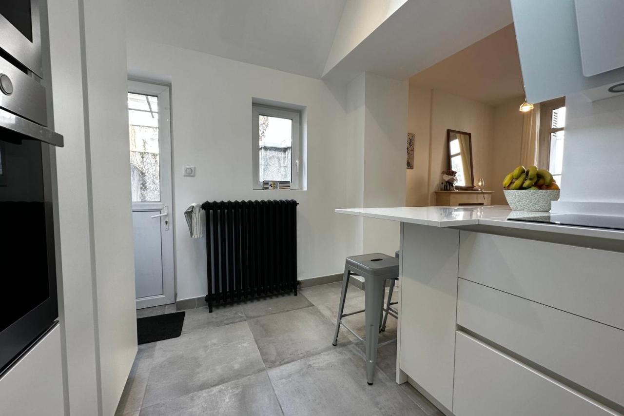 Vila In The Beautiful Districts Of Tours A "Particular" With Great Comfort Exteriér fotografie